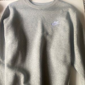 Nike fleece crew neck grey